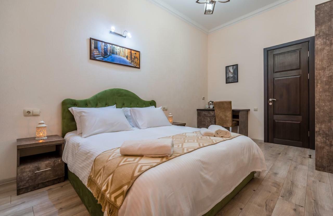 Golden Light Hotel Tbiliszi Kültér fotó